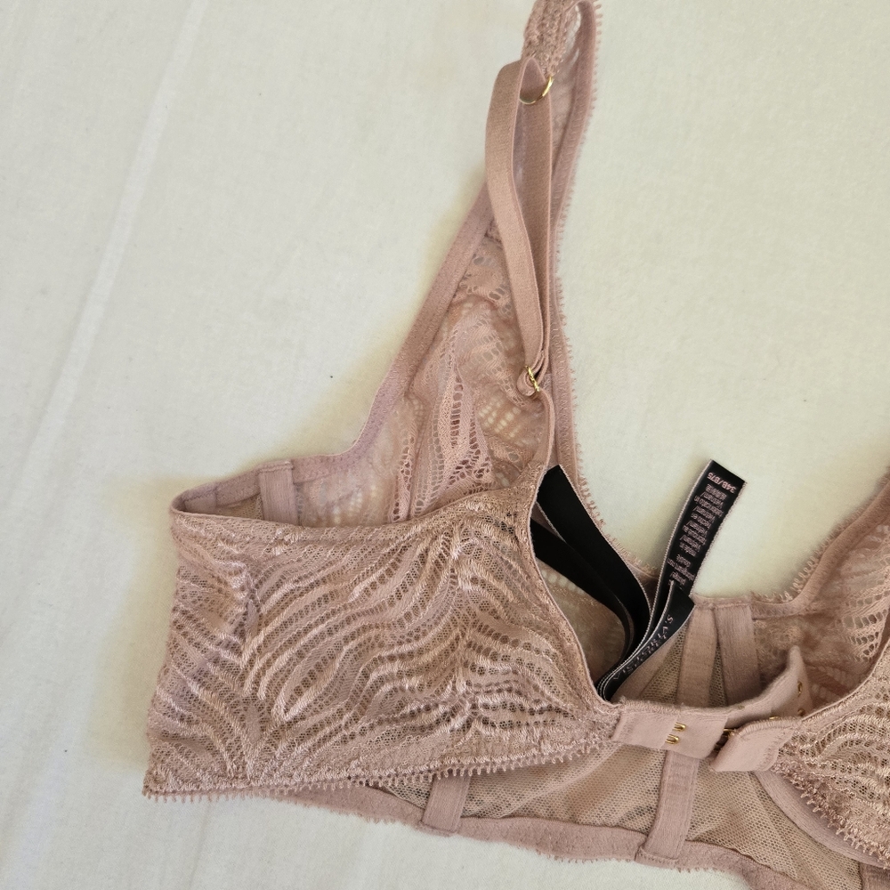 Victoria's Secret Plunge Underwire Bra Lace Pink Size 34B - Picture 5 of 11
